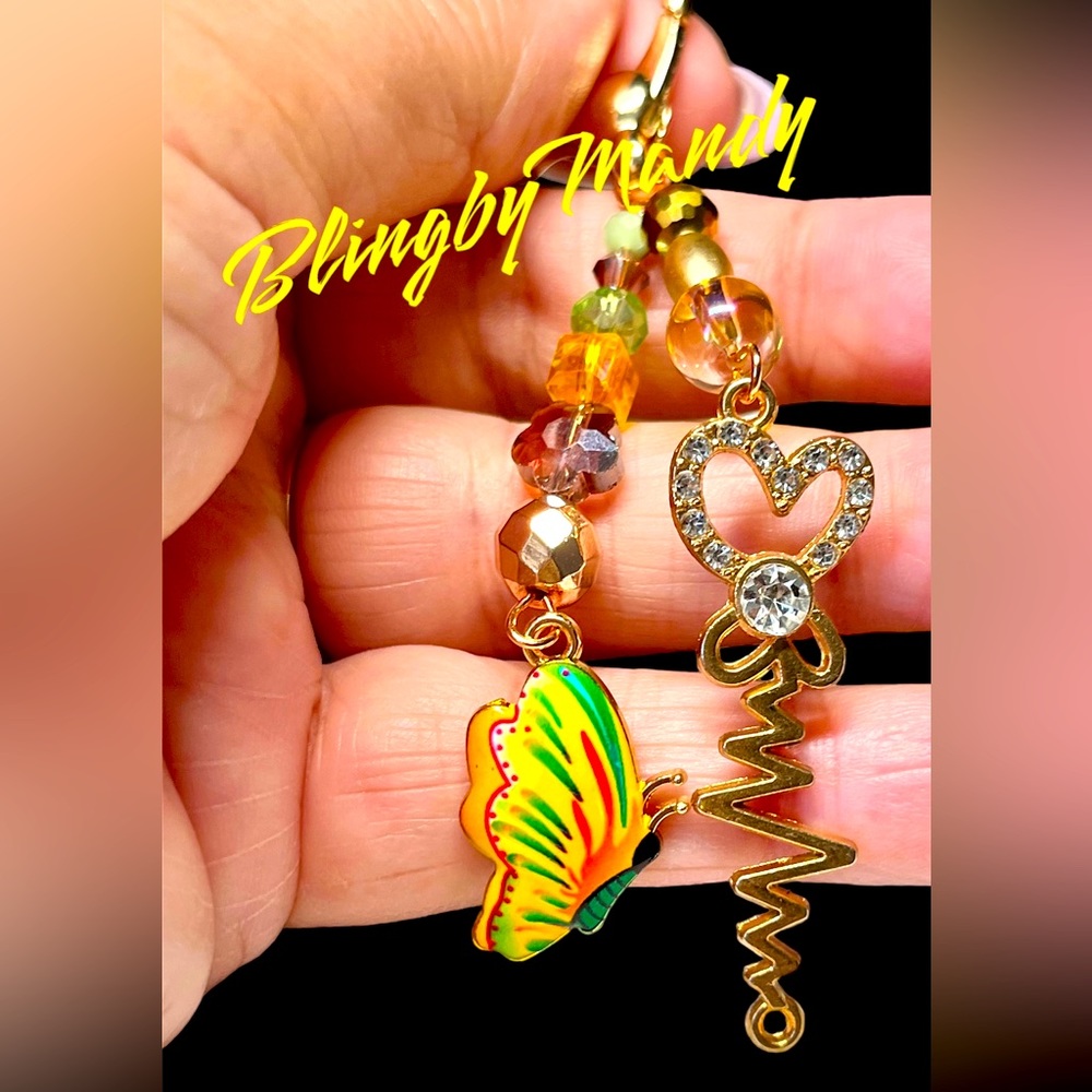🏕️summer ready keychain purse bling-butterfly and heartbeat